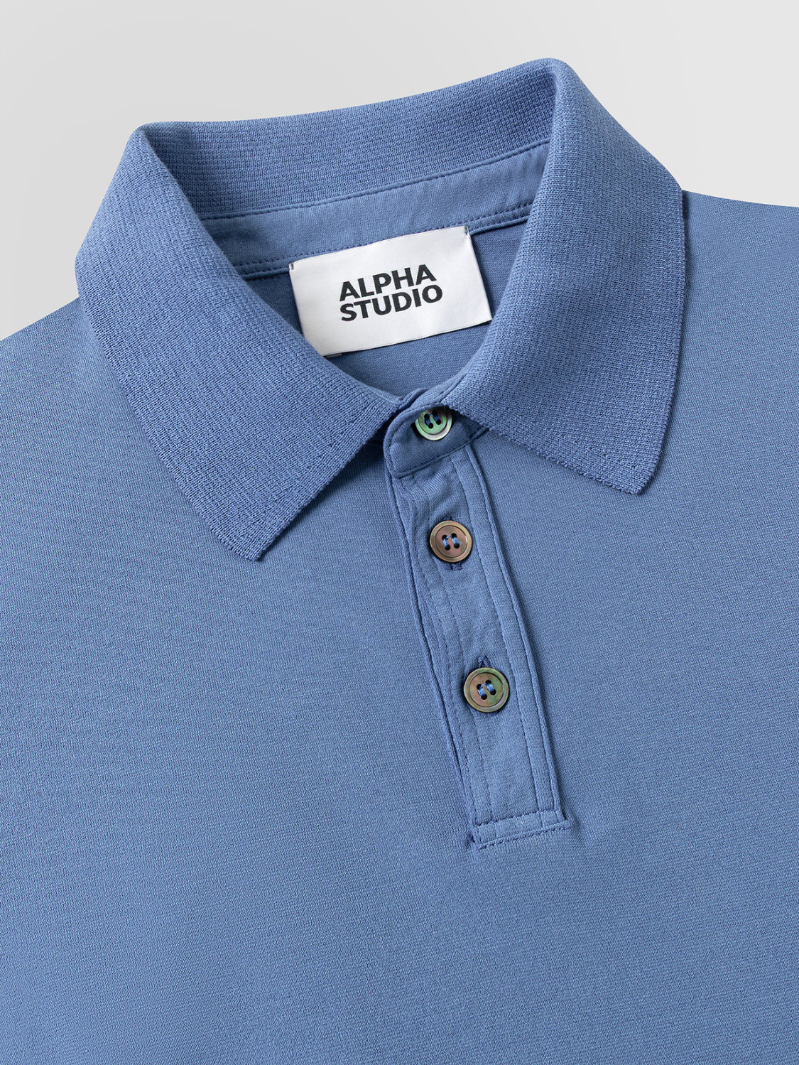Alpha Studio denim ice cotton polo with ribbed collar and three-button ...