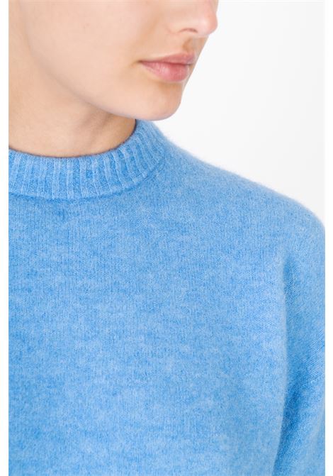 Maglione girocollo color cielo ALYSI | Maglieria | 253476A3211CIE