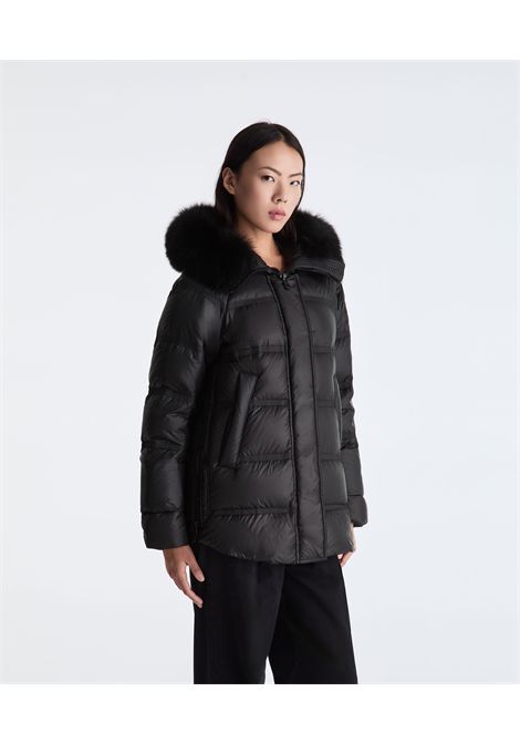 Peuterey Piumino Takan MQN 04 Fur con Bordo in Pelliccia Nero Donna PEUTEREY | Giubbini | PED5439NER
