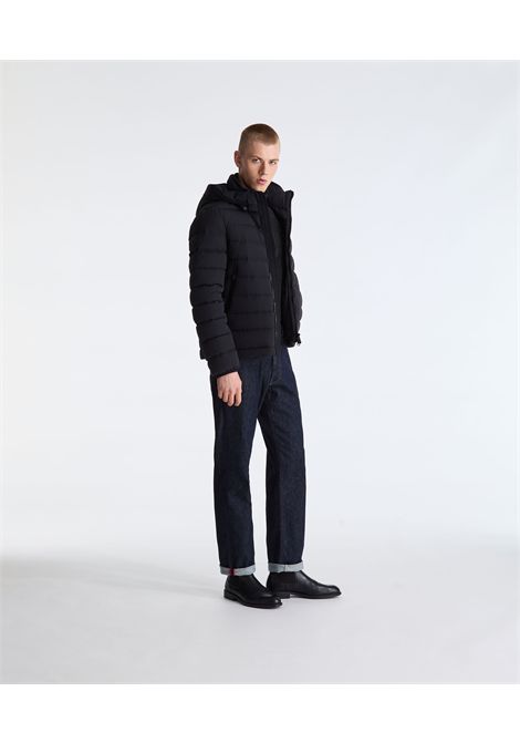 Peuterey Piumino Corto Boggs NS 04 Nero in Tela Stretch Uomo PEUTEREY | Giubbini | PEU5582NER