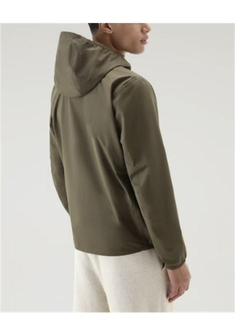 Giacca Pacific impermeabile con cappuccio WOOLRICH | Giubbotti | CFWOOU0693MRUT3280614