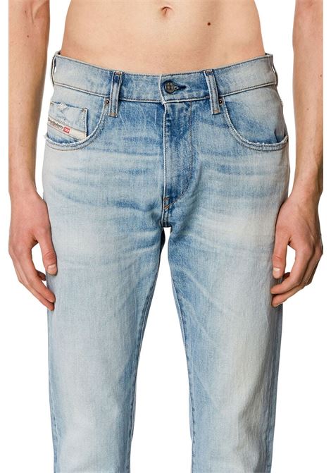 Jeans Slim D-Strukt 0dqab: Stile Versatile e Sostenibile - 2019 d-strukt DIESEL | Jeans | A035580DQAB01