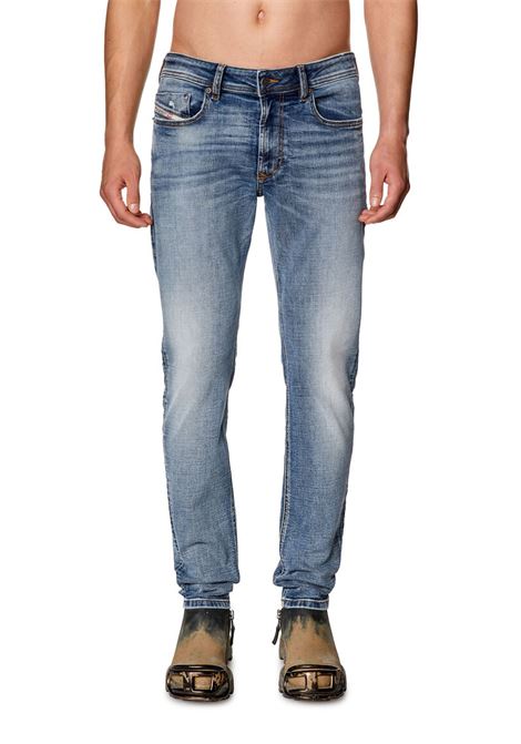 Jeans Skinny Diesel 1979 Sleenker 0pfaw: Lo Stile Punk-Rock Rinasce - 1979 sleenker DIESEL | Jeans | A035940PFAW01