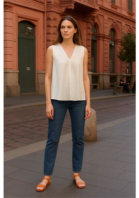 Top Smanicato in Raso Panna con Scollo a V - JUCCA JUCCA | Top & T-shirt | J4152016/L/03045