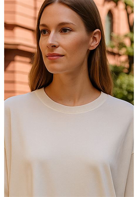 Top panna oversize JUCCA in jersey fluido  Comfort e stile Made in Italy JUCCA | Top & T-shirt | J4152082/L/03045