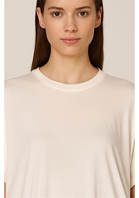 Top panna oversize JUCCA in jersey fluido  Comfort e stile Made in Italy JUCCA | Top & T-shirt | J4152082/L/03045
