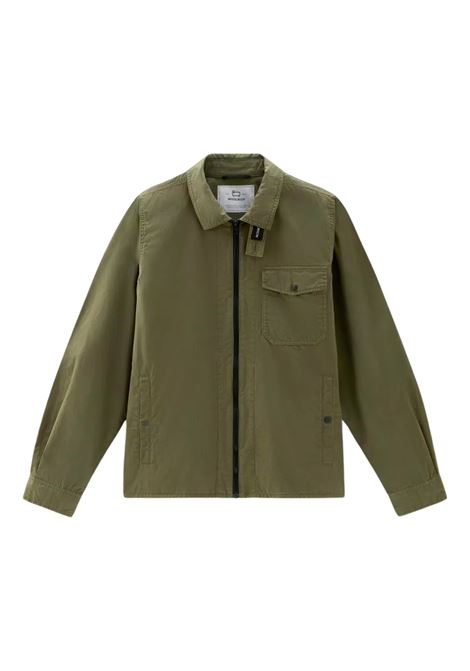 Giacca a camicia tinta in capo in puro cotone WOOLRICH | Giubbini | CFWOOS0113MRUT36656178