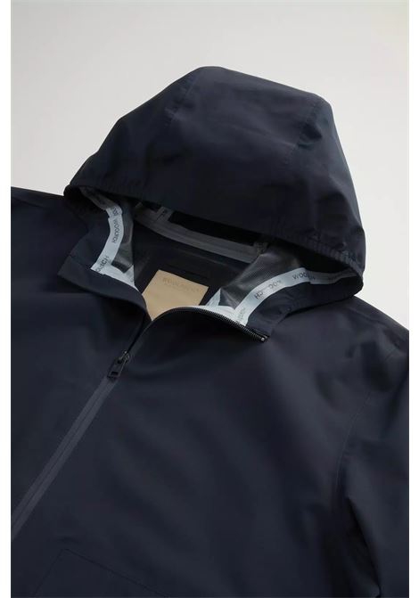 Giacca Pacific impermeabile in tessuto a due strati WOOLRICH | Giubbini | CFWOOU1159MRUT40183989