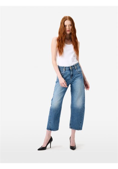 Cycle Aida crop wide leg low-rise jeans in rigid indigo denim 12.75 oz with vintage wash and recycled cotton Made in Italy CYCLE |  | 362P54107