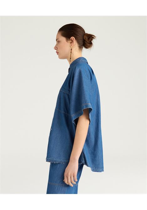 Camicia Boxy Momonì Lila in Chambray - Blu MOMONI | CAMICIE | MOSH0100890
